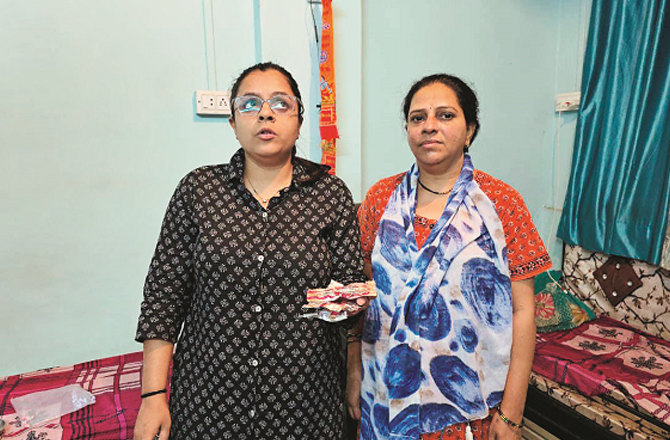 کلیان: دوا میں کیڑے پائے جانے سے تشویش