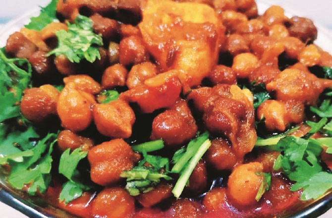 آج کا پکوان: کھٹے میٹھے چنے