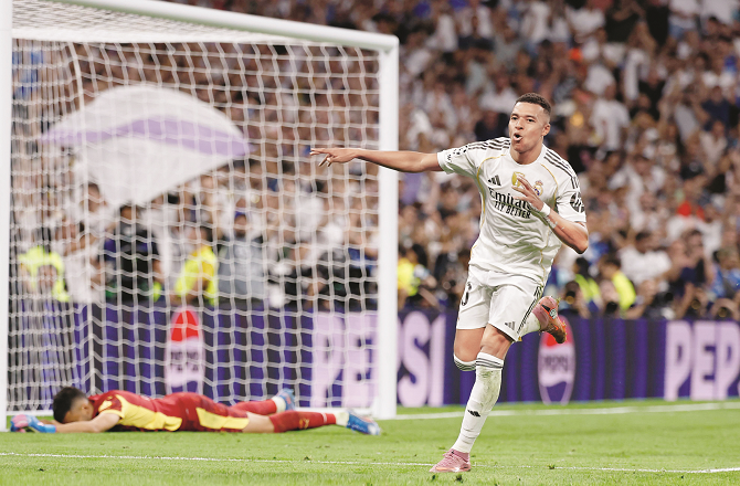 ایمباپے کا ڈبل دھماکہ، ریئل میڈرڈ نے ویلنسیا کو ہرادیا