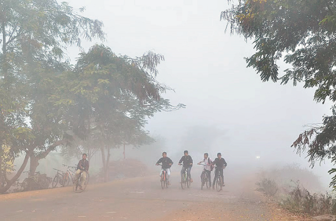 مہاراشٹر گلابی ٹھنڈی کی لپیٹ میں، درجہ حرارت میں نمایاں گراوٹ 