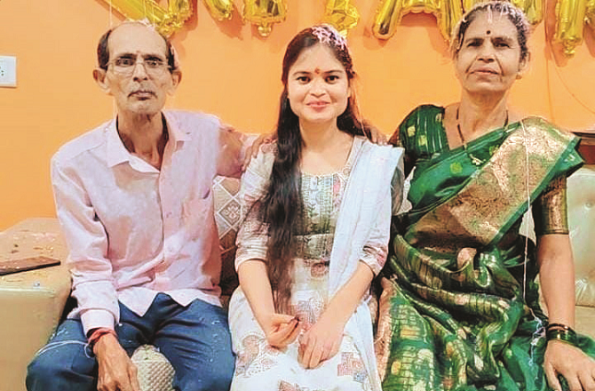 بھیونڈی: سود گاؤں کی پرینکا کی سی اے امتحان میں کامیابی