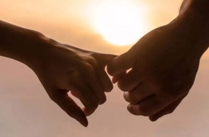 وعدہ خلافی کو معمولی بات نہ سمجھیں، یہ شخصیت کو کھوکھلا اور کردار کو ہلکا کرنے والا عمل ہے