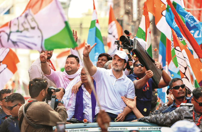 بہار کے نتائج جیسے بھی آئے ہوں،سیکولر جماعتوں کو انتخابی جائزے کے ساتھ اپنا احتساب  کرنا چاہئے