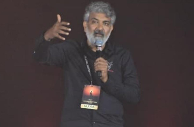 راجامولی فلم  کے ایک پروگرام میں برہم، کہا :میں خدا پر یقین نہیں رکھتا