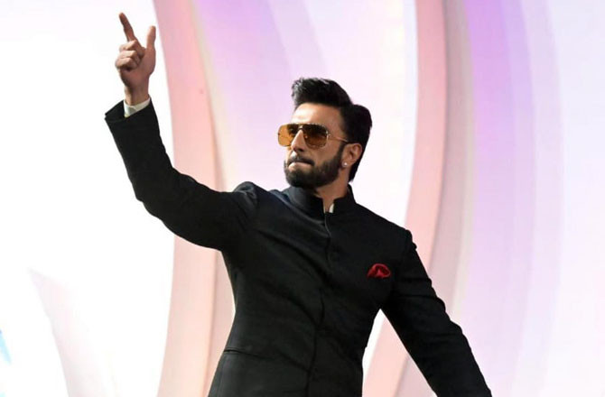 رنویر سنگھ کانتارا کے کلائمیکس سین کی نقل کرنے پر ٹرول ہوگئے 