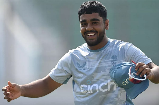 ریحان احمد،شعیب بشیراور ثاقب محمود سمت دیگر کا ای سی بی  سے ایک سالہ معاہدہ