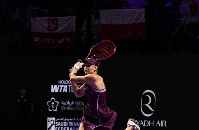 ریباکینا  کی سواتیک کو شکست دے کر سیمی فائنل میں رسائی