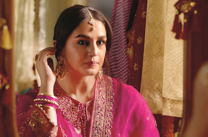 سنگل سلمیٰ: سماج میں لڑکیوں پرعائد پابندیوں سے متعلق کہانی