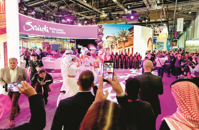 سعودی ائیرلائن کی ورلڈ ٹراویل مارکیٹ میں شرکت، جدید ڈیجیٹل سہولتوں کی نمائش