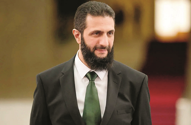  شام: سرکاری ملازمین کی مہنگی گاڑیاں ضبط کروائی گئیں 