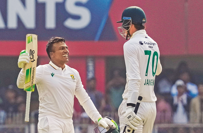 لوور آرڈر بلے بازوں کی بدولت جنوبی افریقہ کا مضبوط اسکور