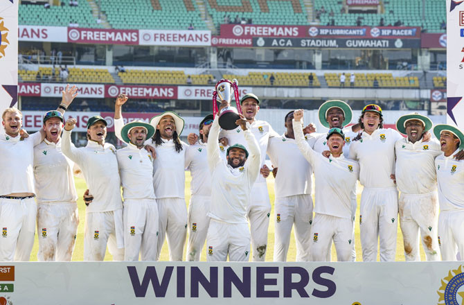 جنوبی افریقہ کی تاریخی کامیابی، ہندوستان کو ٹیسٹ سیریز میں کلین سویپ 