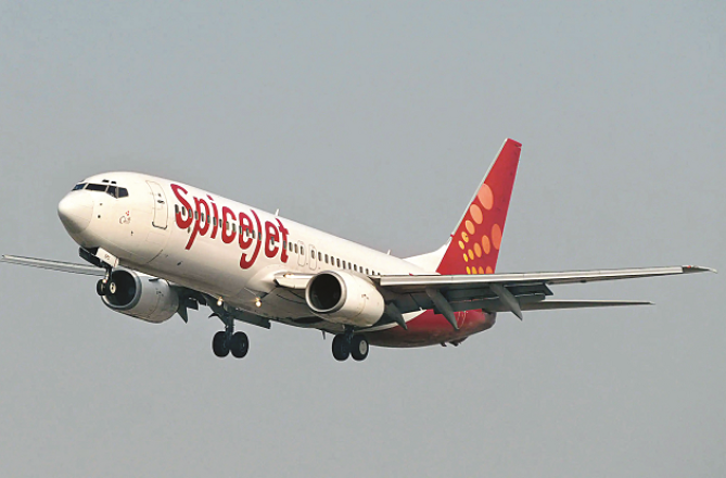 پرائیویٹ فضائی کمپنی اسپائس جیٹ کو دوسری سہ ماہی میں ۶۳۵؍ کروڑ روپے کا نقصان