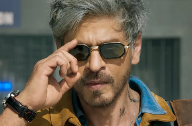 ’’کنگ‘‘ ٹیزر: شاہ رخ کے لباس موضوع بحث، حقیقت عیاں ہوئی کہ بریڈ پٹ نے نقل کی ہے