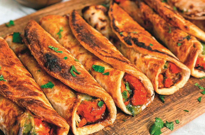 آج کا پکوان: اسٹفڈ چکن سیخ رول