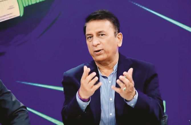 خاتون ٹیم کئے جارہے وعدوں پر اعتبارنہ کرے: گاوسکر کا مشورہ 