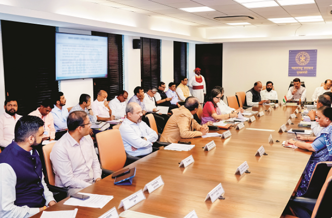 شیو سیناشندے اور بی جے پی میں تناؤ