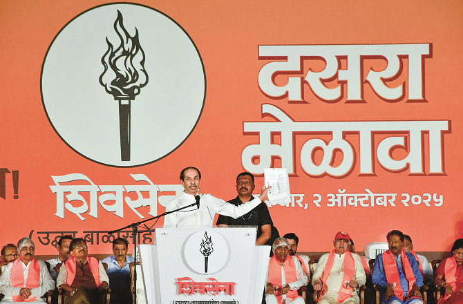 بہار کے انتخابات، الیکشن کمیشن کی سازباز سے ہندوستانی جمہوریت کا ’گھوٹالہ‘ : سامنا