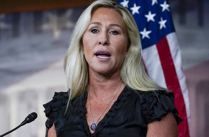 امریکی قانون ساز مارجوری ٹیلر گرین کا ٹرمپ پر دھمکی دینے کا الزام