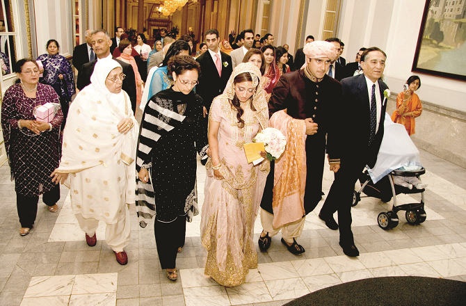 غلطیوں پر نصیب کے نام کا پردہ ڈالنا خود فریبی ہے