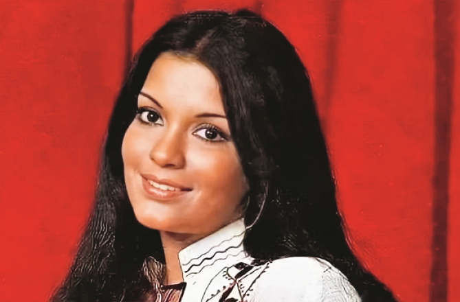 زینت امان کا شمار اپنے دور کی سب سے زیادہ معاوضہ لینے والی اداکاراؤں میں ہوتا تھا