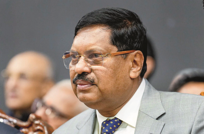 ملک کا اگلا چیف جسٹس کون ہو گا ؟مرکزی حکومت نے تقرری کا عمل باقاعدہ شروع کردیا 