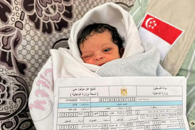 تباہ حال غزہ میں پیدا ہونے والی بچی کا نام سنگاپور کیوں رکھا گیا