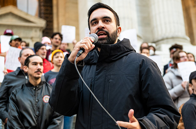 ممدانی کی نریندر مودی پر تنقید، کہا مودی صرف چند ہندوستانیوں کیلئے جگہ رکھتے ہیں