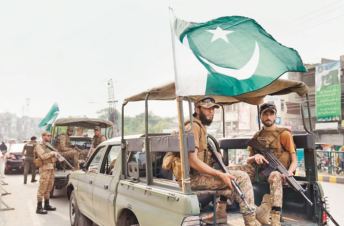 پاکستان نے افغانستان سے متصل سرحد بند کردی، کشیدگی میں اضافہ