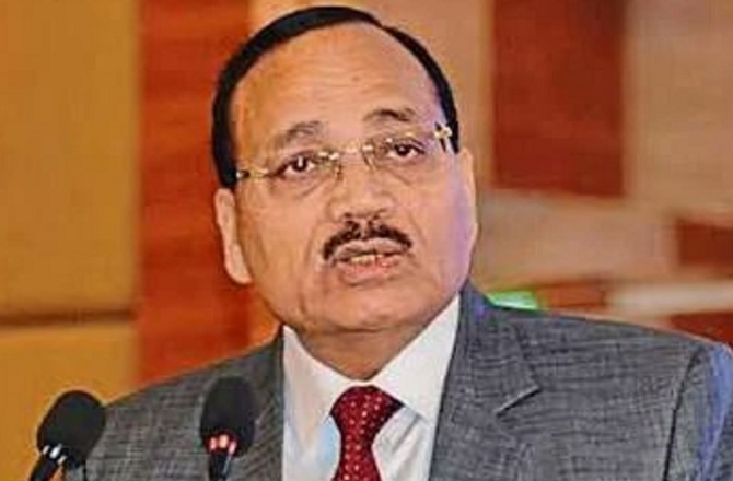 چیف جسٹس آف انڈیا بی آر گوئی کی جسٹس سوریہ کانت کو جانشین بنانے کی سفارش