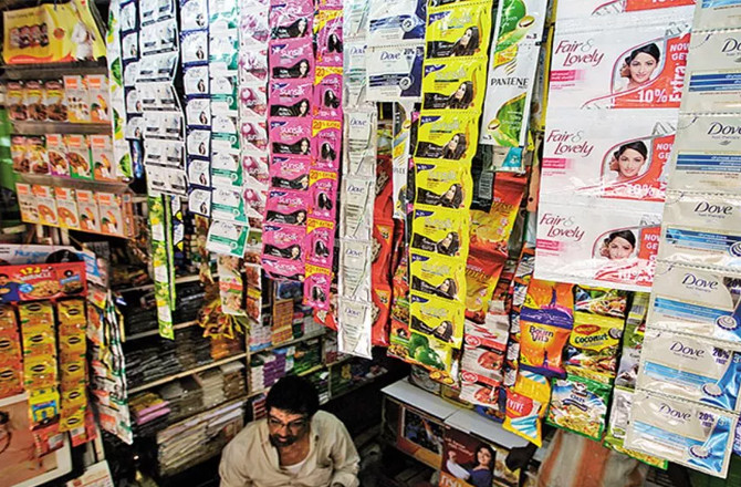 کیا چھوٹے ایف ایم سی جی پیک کو جی ایس ٹی میں کمی کا فائدہ نہیں ہوگا؟  