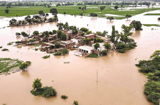 پاکستان کے پنجاب میں سیلاب سےتباہی 