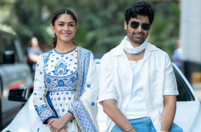 اداکار ادیوی شیش فلم ’’ڈکیت‘‘ کی کامیابی سے لطف اندوز ہو رہے ہیں