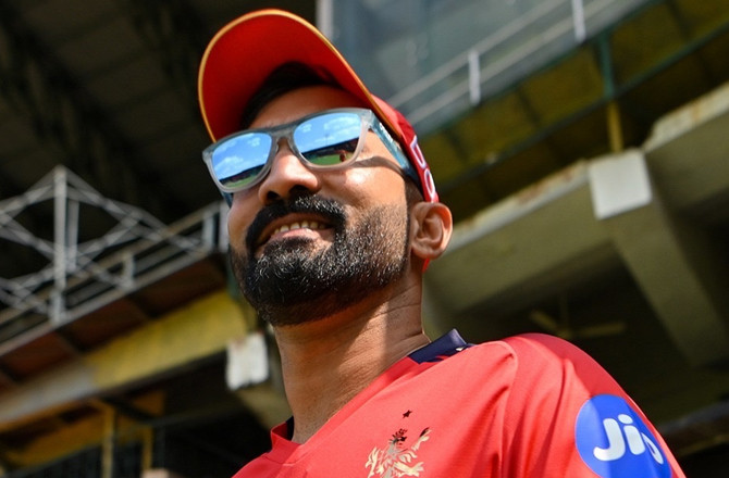 دنیش کارتک کا منصوبہ: کھلاڑیوں کی مہارت سے زیادہ ان کی شخصیت کو سمجھنے پر زور