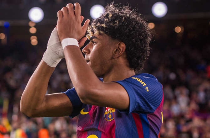 طوفانِ الامین: نوجوان فٹبالر کے کمال نے بارسلونا کی پوزیشن ناقابلِ تسخیر بنا دی