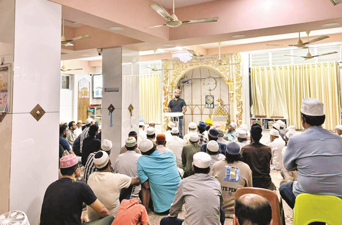 مالونی : ایس آئی آر کیلئے مساجد کو سینٹر بناکر کام کرنے پر اتفاق