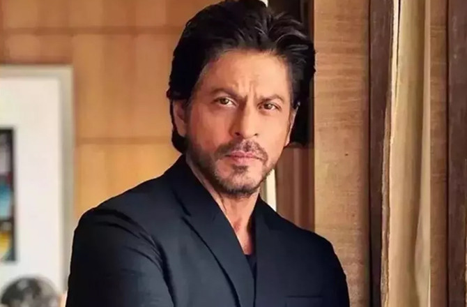 شاہ رخ خان: کنگ خان کے کلیکشن میں نئی گاڑی کا داخلہ 