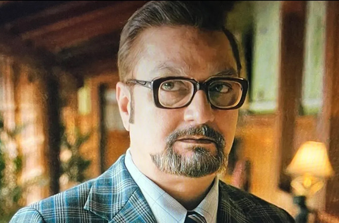 ونئے پاٹھک کو کھانے سے بہت محبت ہے 