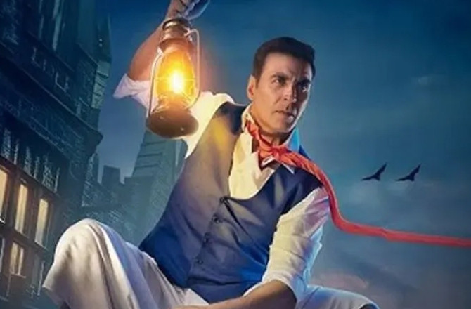 اکشے کمار کی فلم ’’بھوت بنگلہ‘‘ دنیا بھر میں ۱۰۰؍ کروڑ  کے کلب میں شامل  