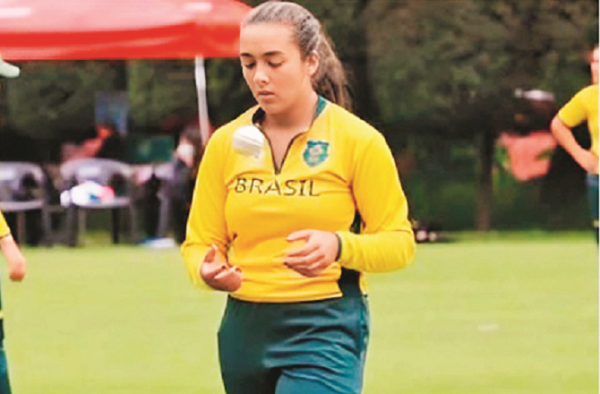 برازیل کی لارا کارڈوسو ٹی۲۰؍ میں ۹؍ وکٹ لینے والی پہلی گیند باز