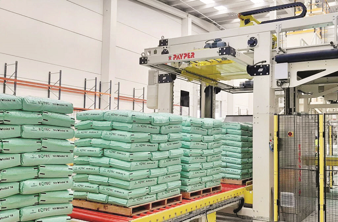 فرٹیلائزر کمپنیوں کو بڑی راحت، پیٹروکیمیکل پر ڈیوٹی معاف