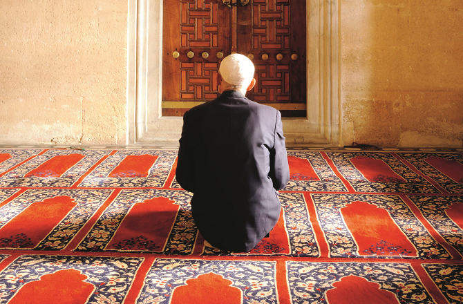 دل کو ذکر و فکر سے آباد رکھئے، زندگی پُرسکون اور بابرکت  رہے گی