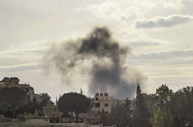 جنوبی لبنان کے۴۰؍ علاقوں پر اسرائیل کے حملے، ۱۰؍ افراد جاں بحق