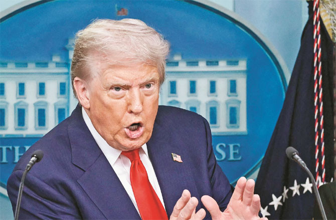   ایران کو پتھر کے زمانےمیں پہنچادینے کی دھمکی  کے بعد’’ اے آئی اور میمز‘‘  کاسیلاب  