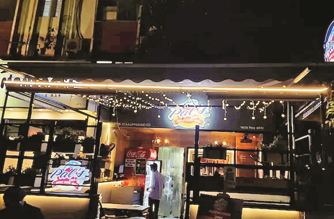 پالز فش کارنر: باندرہ کے پالی ہل میں واقع ایک عمدہ ریسٹورنٹ