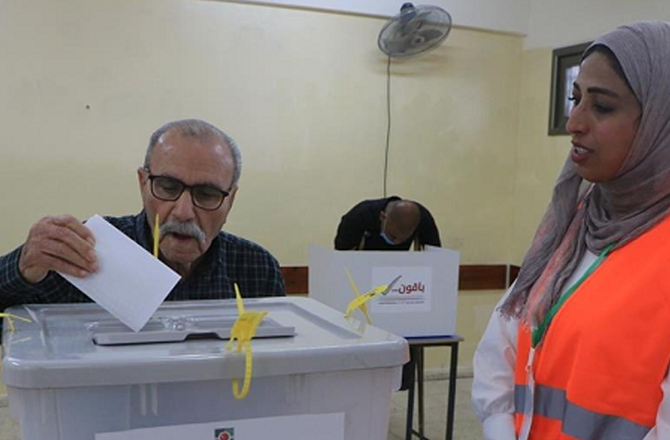 فلسطین بلدیاتی انتخابات: ۱۹۷؍ کونسلوں میں بلامقابلہ جیت، ۵۴؍ فیصد ووٹر ٹرن آؤٹ