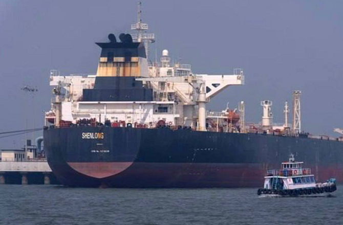 آبنائے ہرمز ایران کا ’’جوہری ہتھیار‘‘ ہے: دمتری میدیدوف