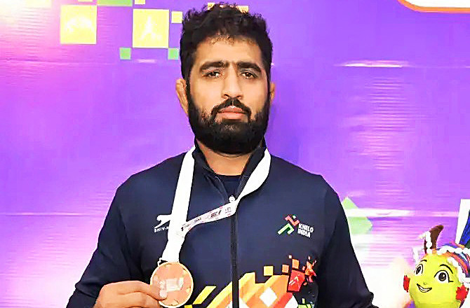 کھیلو انڈیا ٹرائبل گیمز:ہمام حسین نے کشتی میںسونے کا تمغہ جیتا 