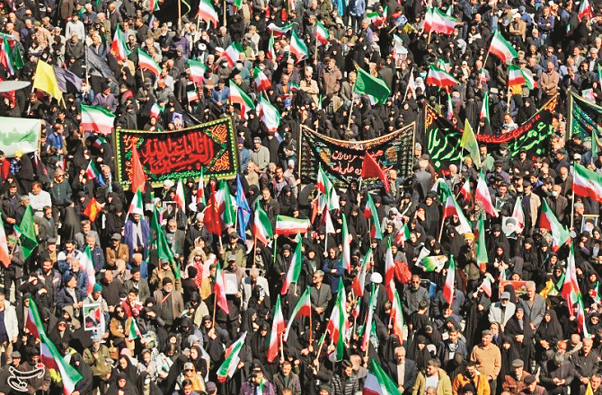 ایرانی سپریم لیڈر کا چہلم، عوام کا مزاحمت کا عزم