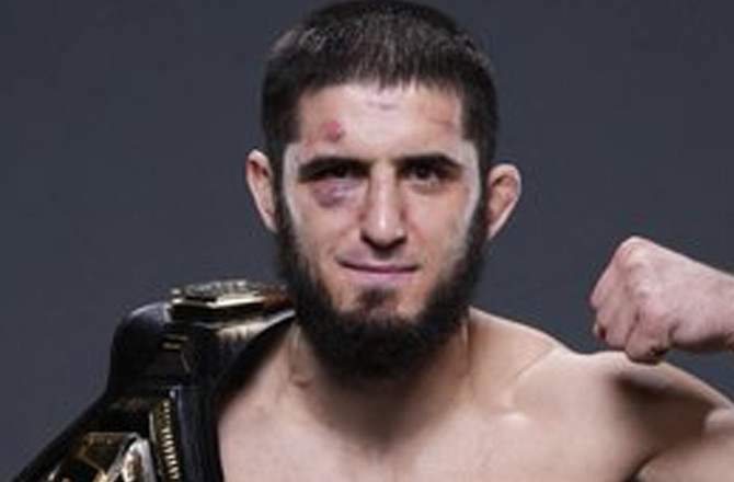 اسلام مخاچیف اٹلی کے سفر کے دوران لوٹ لیے گئے، نایاب تحفہ واپس کرنے کی اپیل